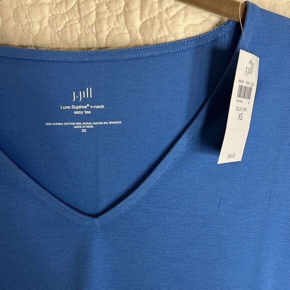 NWT J.Jill Lixe Supima V-Neck Easy Tee - Picture 2 of 3